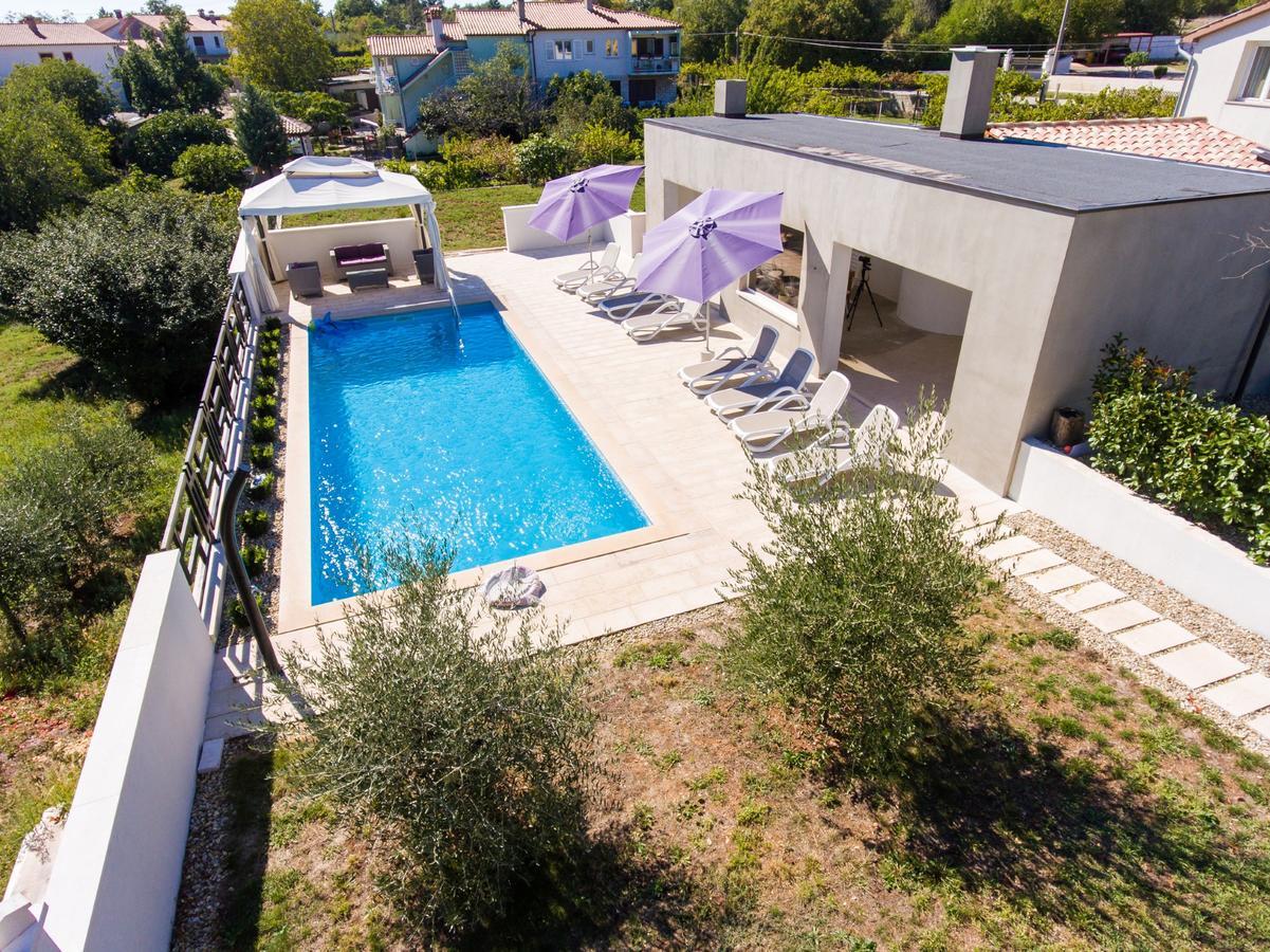 Holiday Home Sanchi Labin  Zewnętrze zdjęcie
